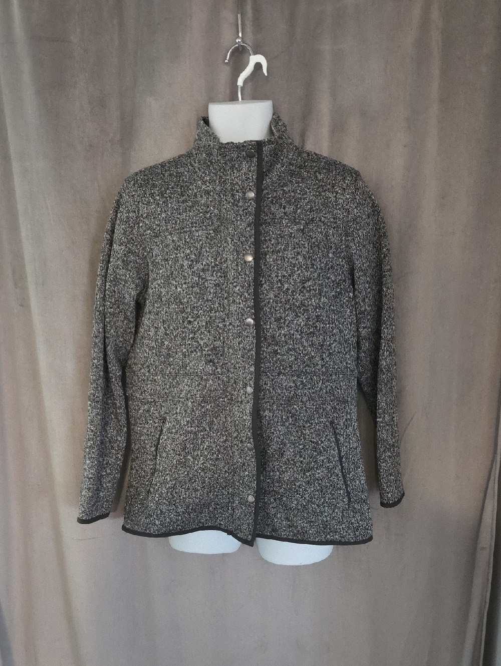 Eddie Bauer Size Large Gray Heathered Teddy Snap-Front/zipper Jacket
